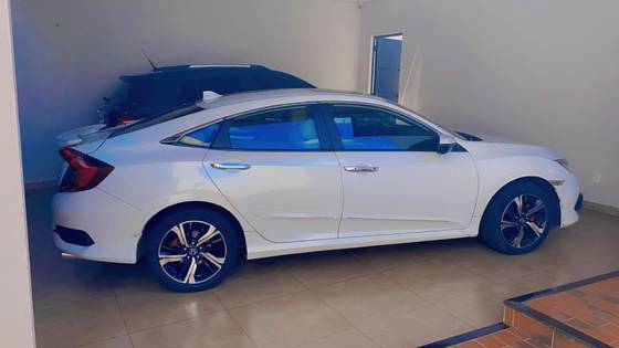 HONDA CIVIC 1.5 16V TURBO GASOLINA TOURING 4P CVT
